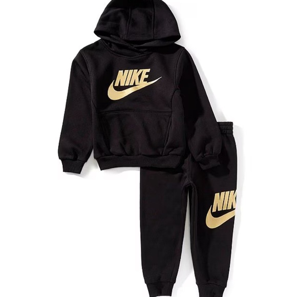 Nike Boys Long Sleeve Club Fleece Graphic Hoodie and Jogger Pants Set - Picture 7 of 7